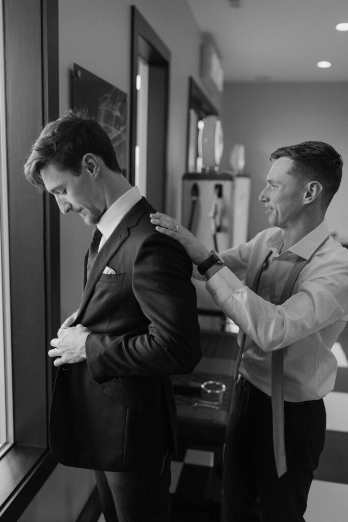 Erin Shelby Photography. A Wedding & Portrait photographer based in Northeast Florida. Capturing candid & meaningful moments from your most special day.