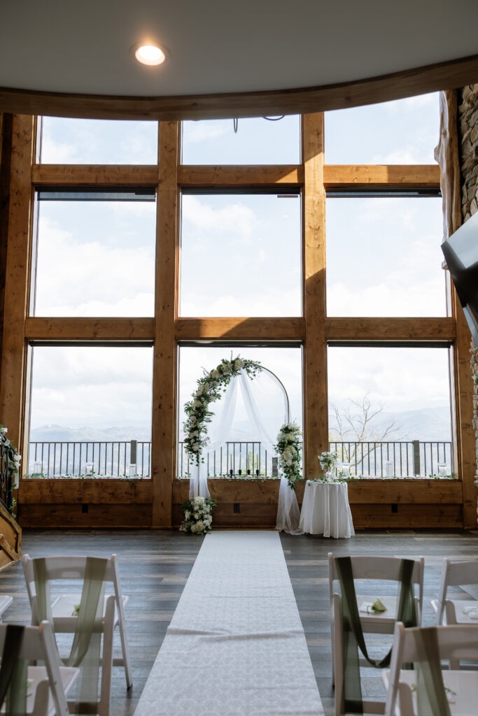 Erin Shelby Photography. A Wedding & Portrait photographer based in Northeast Florida. Capturing candid & meaningful moments from your most special day.