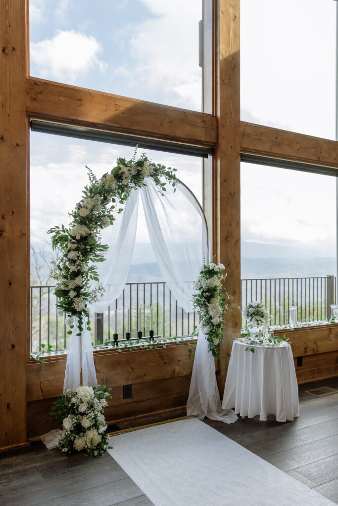 Erin Shelby Photography. A Wedding & Portrait photographer based in Northeast Florida. Capturing candid & meaningful moments from your most special day.