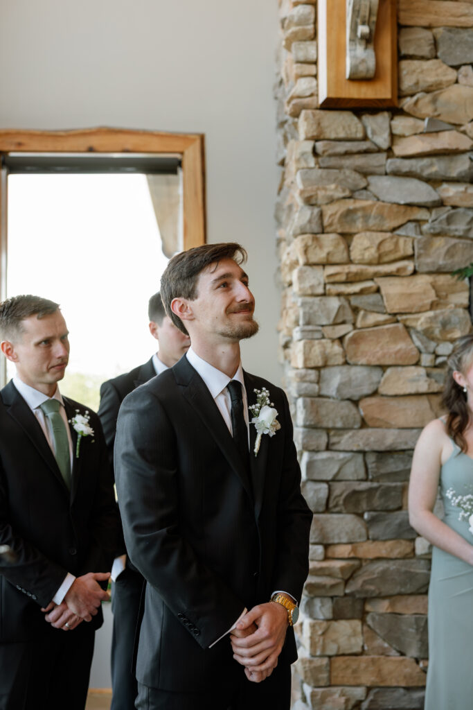 Erin Shelby Photography. A Wedding & Portrait photographer based in Northeast Florida. Capturing candid & meaningful moments from your most special day.