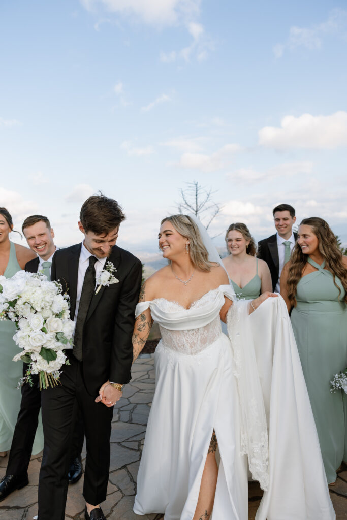 Erin Shelby Photography. A Wedding & Portrait photographer based in Northeast Florida. Capturing candid & meaningful moments from your most special day.