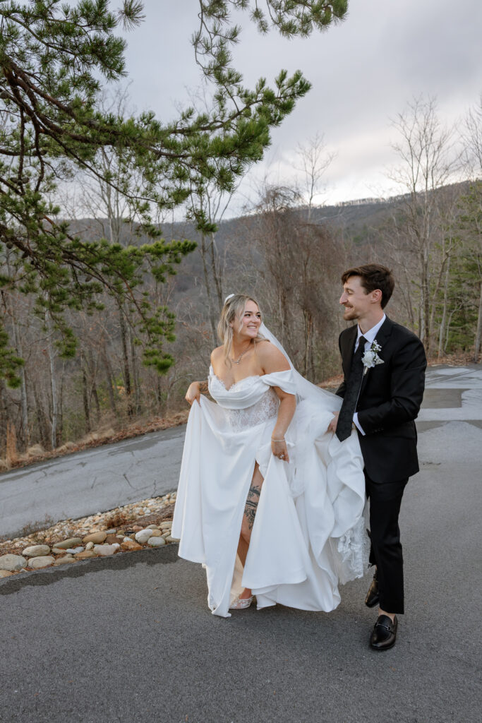 Erin Shelby Photography. A Wedding & Portrait photographer based in Northeast Florida. Capturing candid & meaningful moments from your most special day.