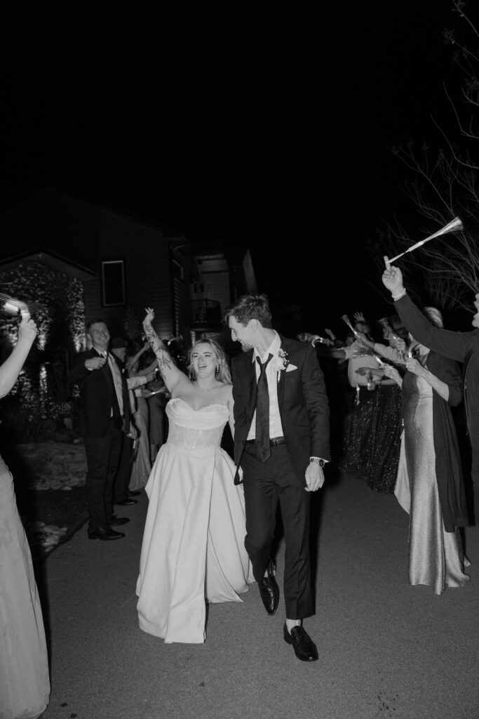 Erin Shelby Photography. A Wedding & Portrait photographer based in Northeast Florida. Capturing candid & meaningful moments from your most special day.
